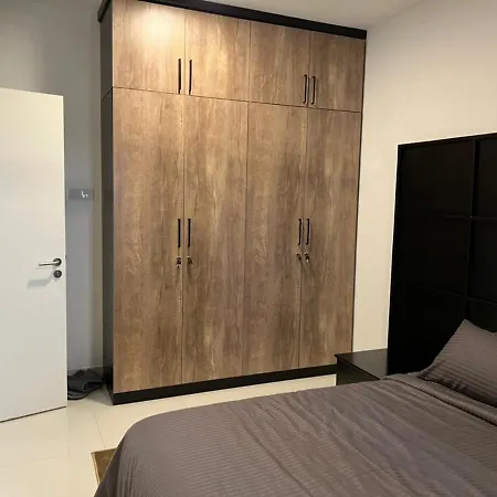 Fairway 2 Bedroom Luxury Apartment With Gym And Pool Battaramulla Exterior photo
