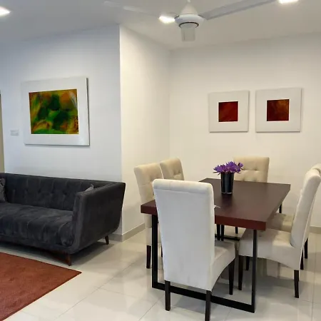 Fairway 2 Bedroom Luxury Apartment With Gym And Pool Battaramulla Exterior photo