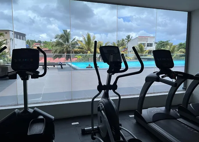 Fairway 2 Bedroom Luxury Apartment With Gym And Pool